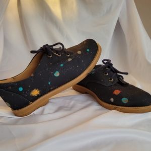 Insecta Oxford Planets US 7.5 Womens